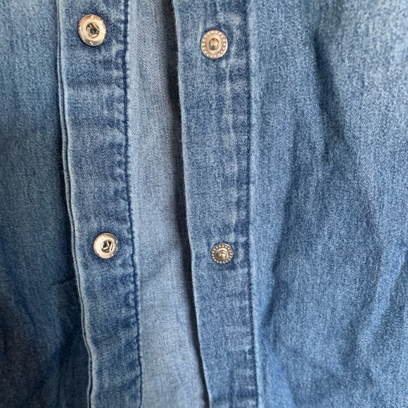 KISMET Soft Denim Button-Up Shirt - Picture 3 of 4